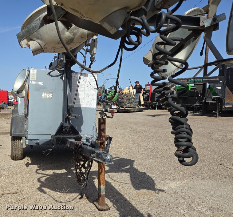 image for item EQ2580 2011 Magnum MLT3060M light plant