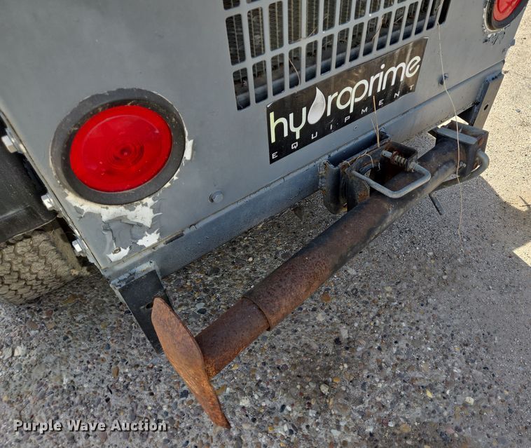 image for item EQ2580 2011 Magnum MLT3060M light plant