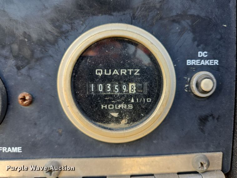 image for item EQ2580 2011 Magnum MLT3060M light plant