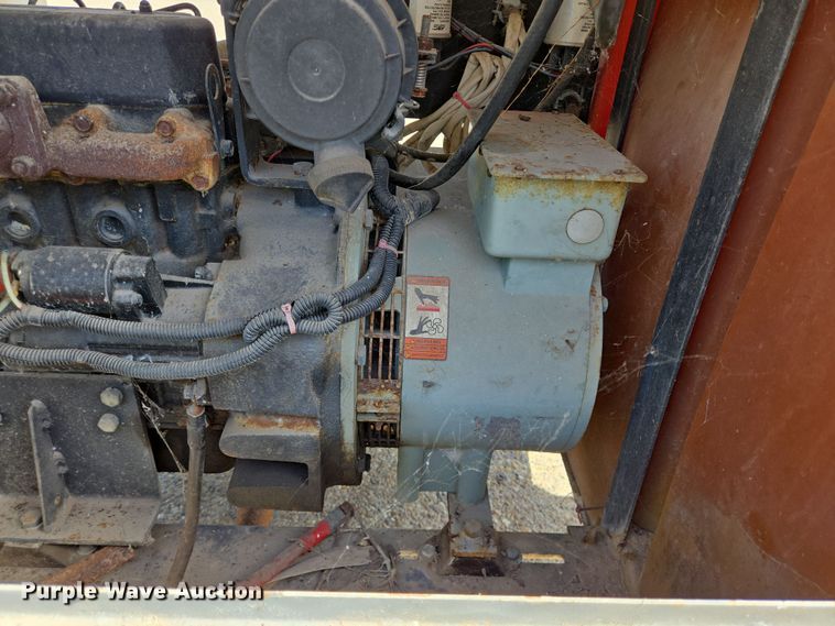 image for item EQ2580 2011 Magnum MLT3060M light plant