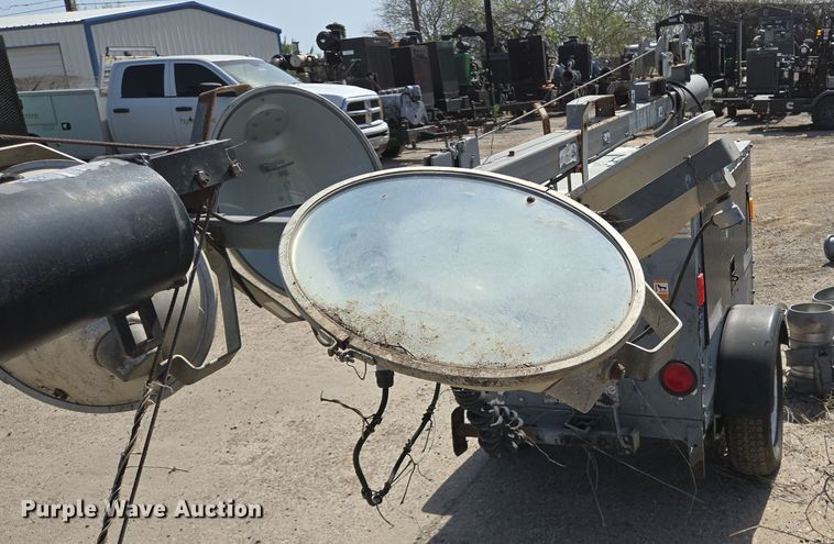 image for item EQ2581 2012 Magnum MLT3060K light plant