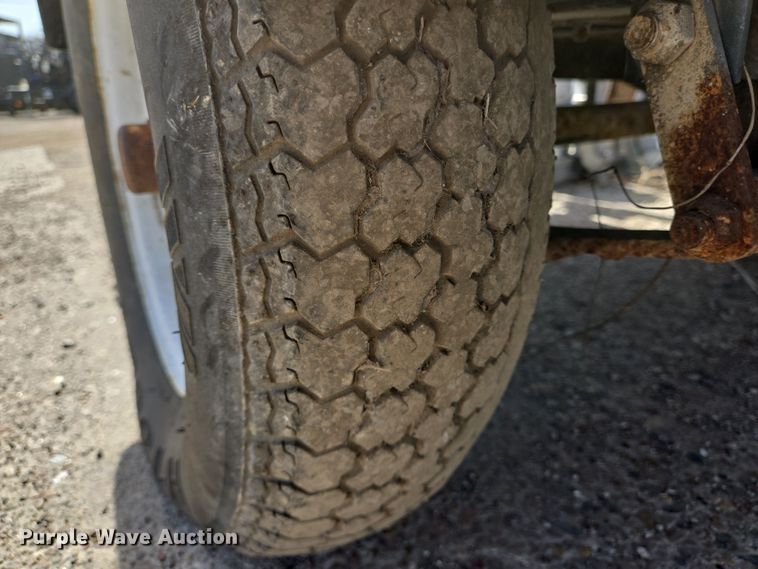 image for item EQ2581 2012 Magnum MLT3060K light plant