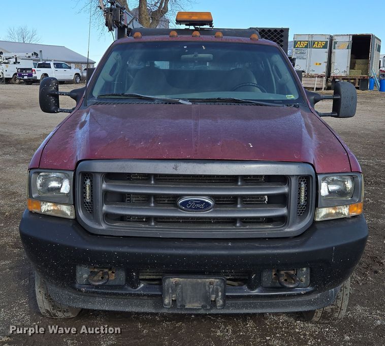 image for item EQ6716 2003 Ford F450 Super Duty  utility / service truck