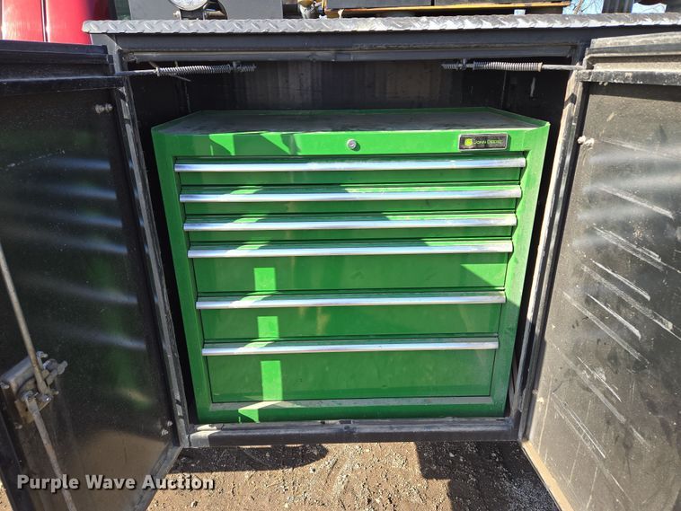 image for item EQ6716 2003 Ford F450 Super Duty  utility / service truck