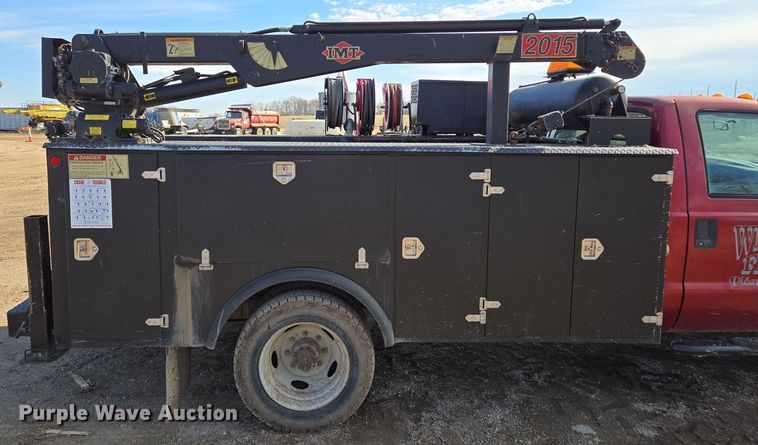 image for item EQ6716 2003 Ford F450 Super Duty  utility / service truck