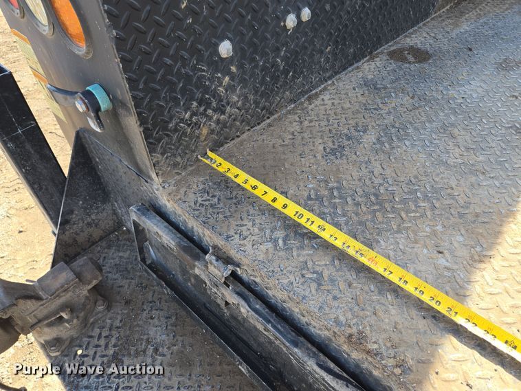 image for item EQ6716 2003 Ford F450 Super Duty  utility / service truck