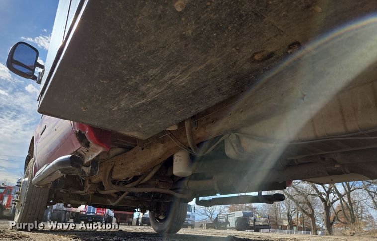 image for item EQ6716 2003 Ford F450 Super Duty  utility / service truck