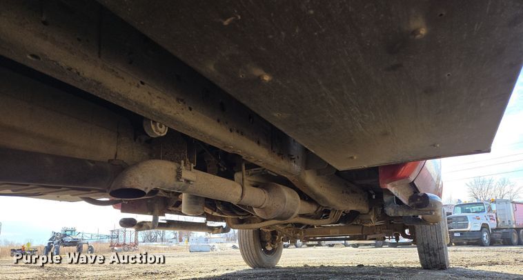 image for item EQ6716 2003 Ford F450 Super Duty  utility / service truck