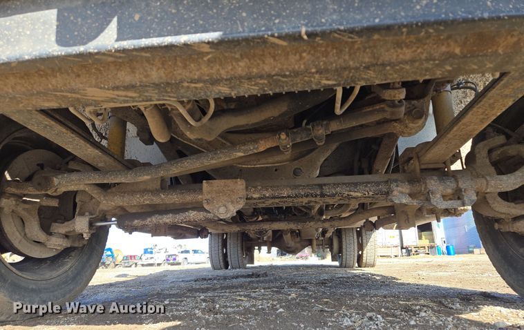 image for item EQ6716 2003 Ford F450 Super Duty  utility / service truck