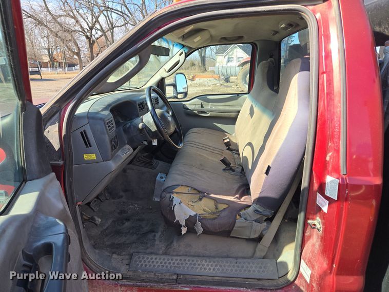 image for item EQ6716 2003 Ford F450 Super Duty  utility / service truck