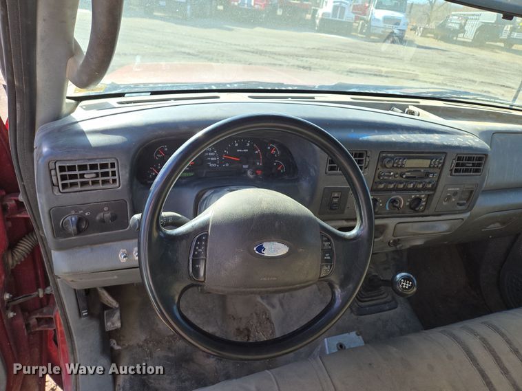 image for item EQ6716 2003 Ford F450 Super Duty  utility / service truck