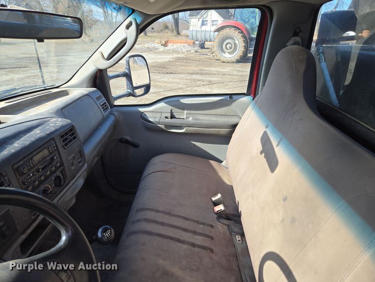 image for item EQ6716 2003 Ford F450 Super Duty  utility / service truck