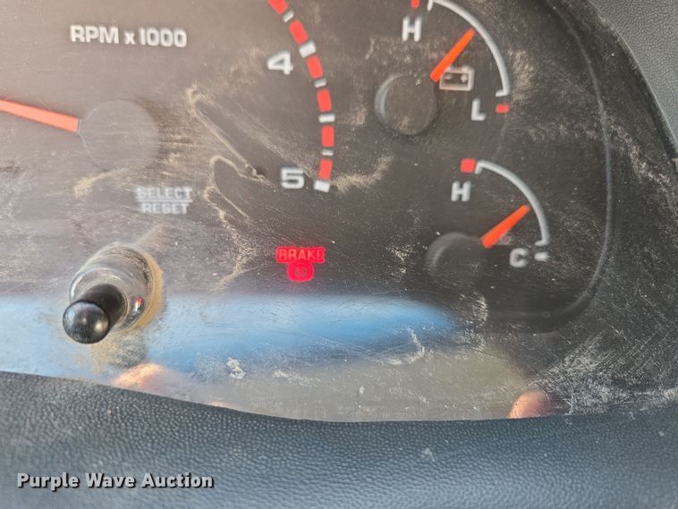 image for item EQ6716 2003 Ford F450 Super Duty  utility / service truck