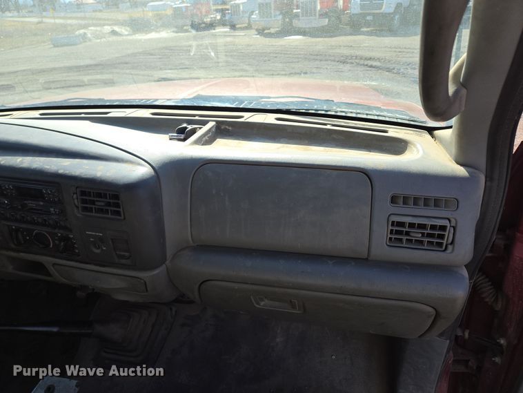 image for item EQ6716 2003 Ford F450 Super Duty  utility / service truck