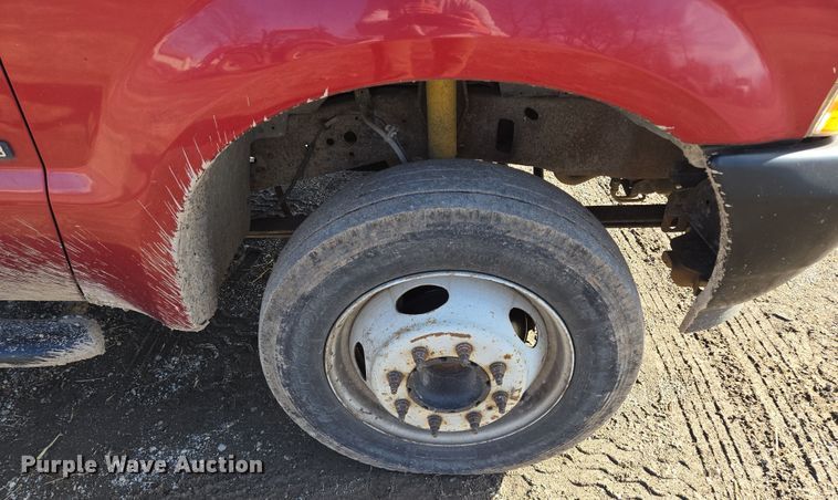 image for item EQ6716 2003 Ford F450 Super Duty  utility / service truck