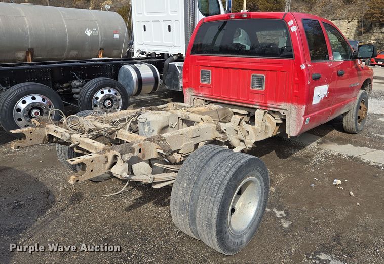 image for item EQ6778 2003 Dodge  Ram 3500 Quad Cab pickup truck cab and chassis