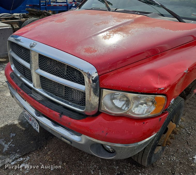 image for item EQ6778 2003 Dodge  Ram 3500 Quad Cab pickup truck cab and chassis