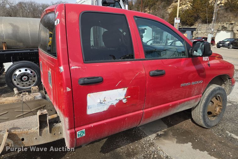 image for item EQ6778 2003 Dodge  Ram 3500 Quad Cab pickup truck cab and chassis