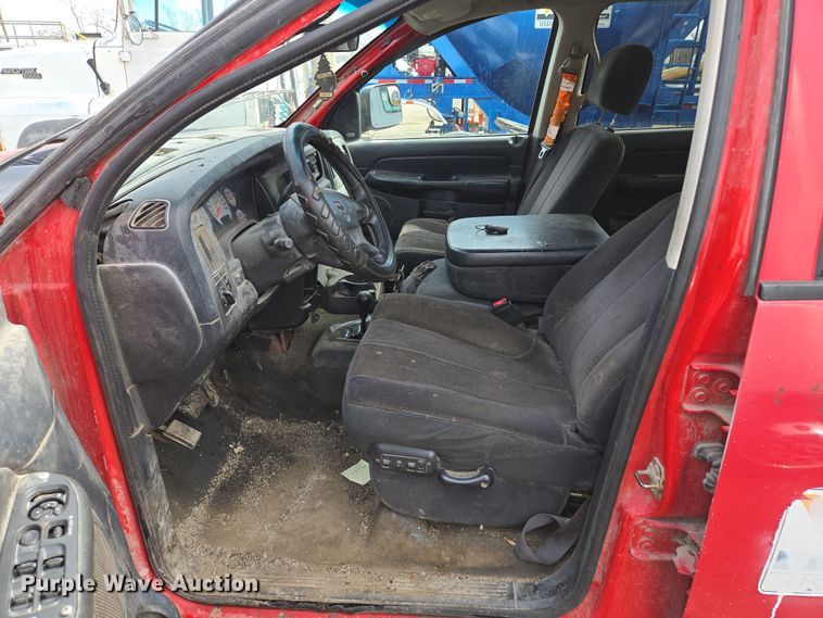 image for item EQ6778 2003 Dodge  Ram 3500 Quad Cab pickup truck cab and chassis