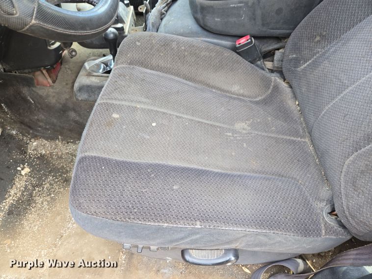 image for item EQ6778 2003 Dodge  Ram 3500 Quad Cab pickup truck cab and chassis