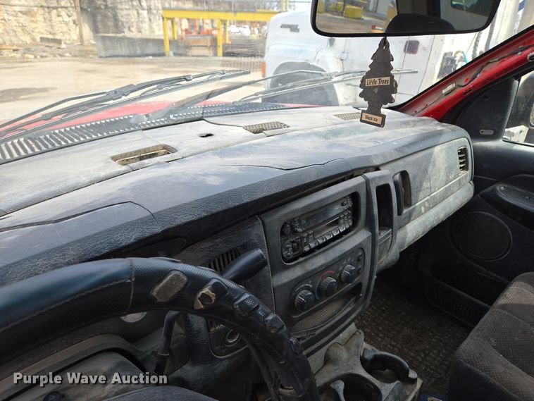 image for item EQ6778 2003 Dodge  Ram 3500 Quad Cab pickup truck cab and chassis