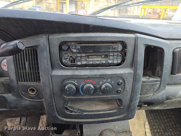 image for item EQ6778 2003 Dodge  Ram 3500 Quad Cab pickup truck cab and chassis