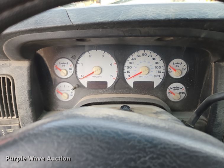 image for item EQ6778 2003 Dodge  Ram 3500 Quad Cab pickup truck cab and chassis