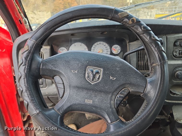 image for item EQ6778 2003 Dodge  Ram 3500 Quad Cab pickup truck cab and chassis