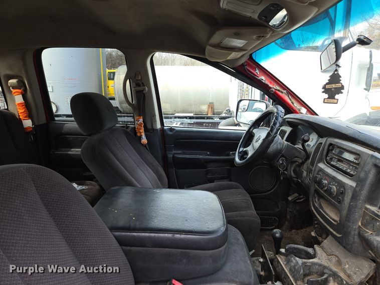 image for item EQ6778 2003 Dodge  Ram 3500 Quad Cab pickup truck cab and chassis