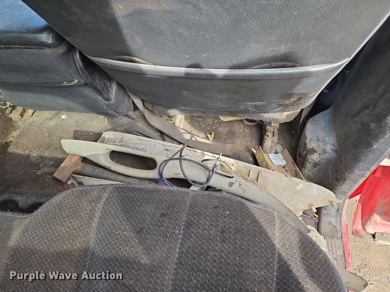 image for item EQ6778 2003 Dodge  Ram 3500 Quad Cab pickup truck cab and chassis