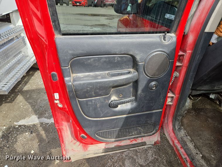 image for item EQ6778 2003 Dodge  Ram 3500 Quad Cab pickup truck cab and chassis