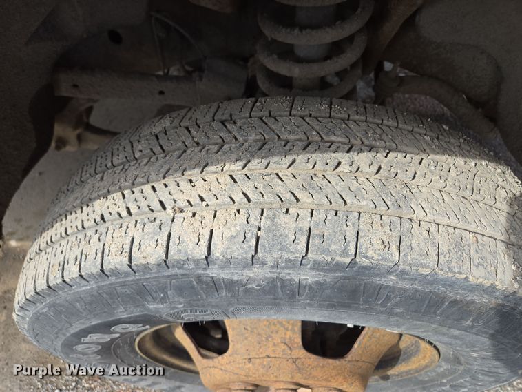 image for item EQ6778 2003 Dodge  Ram 3500 Quad Cab pickup truck cab and chassis