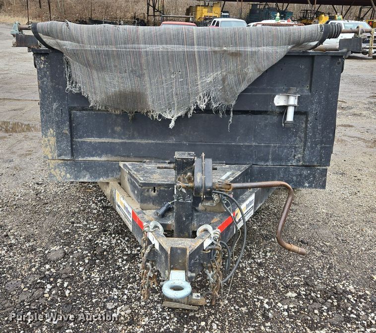 image for item EQ6780 2006 PJ Trailer dump trailer