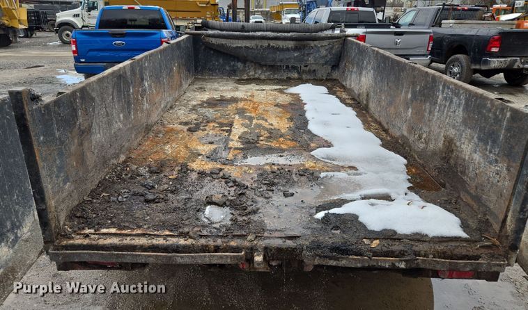 image for item EQ6780 2006 PJ Trailer dump trailer