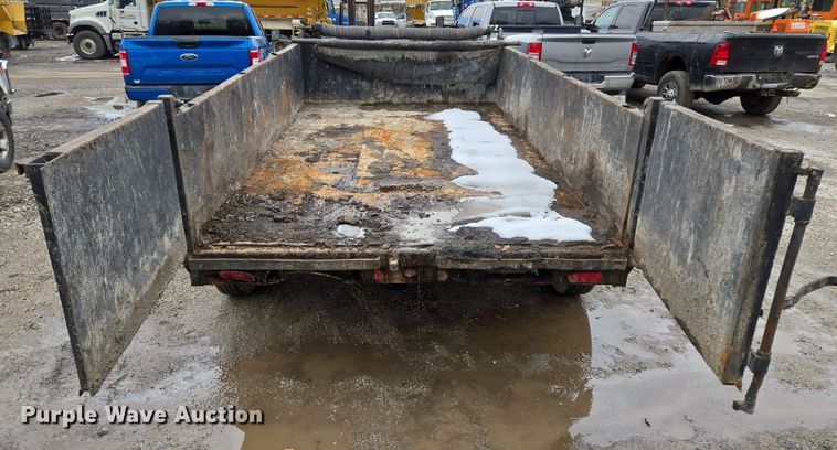 image for item EQ6780 2006 PJ Trailer dump trailer