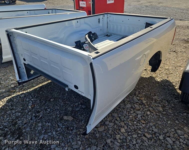 image for item EQ6811 Pickup truck bed