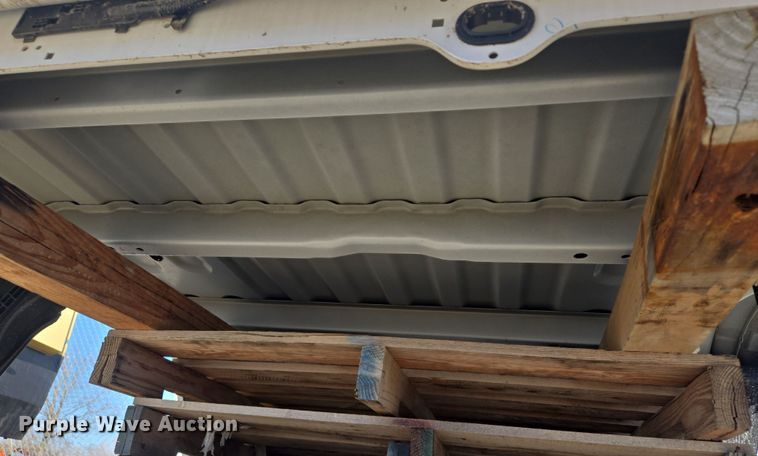 image for item EQ6811 Pickup truck bed