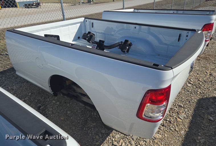 image for item EQ6812 Pickup truck bed