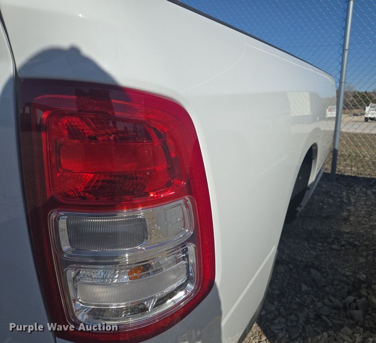 image for item EQ6812 Pickup truck bed