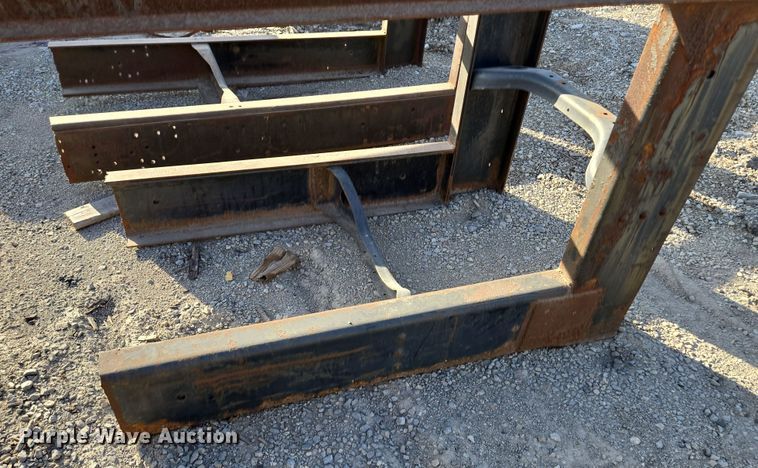 image for item EQ6821 Cantilever racking