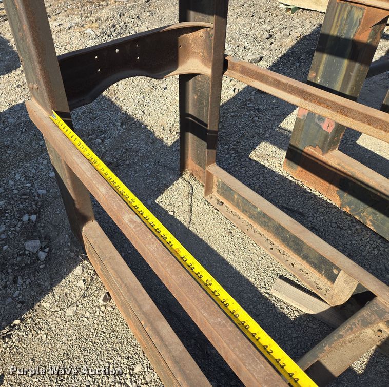 image for item EQ6822 Cantilever racking