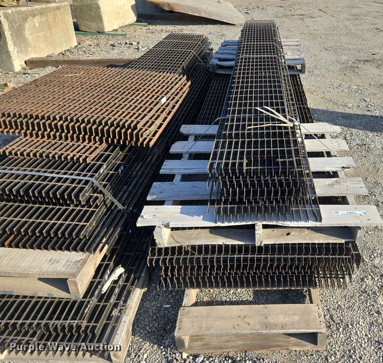 image for item EQ6823  (22) bar grading sheets 