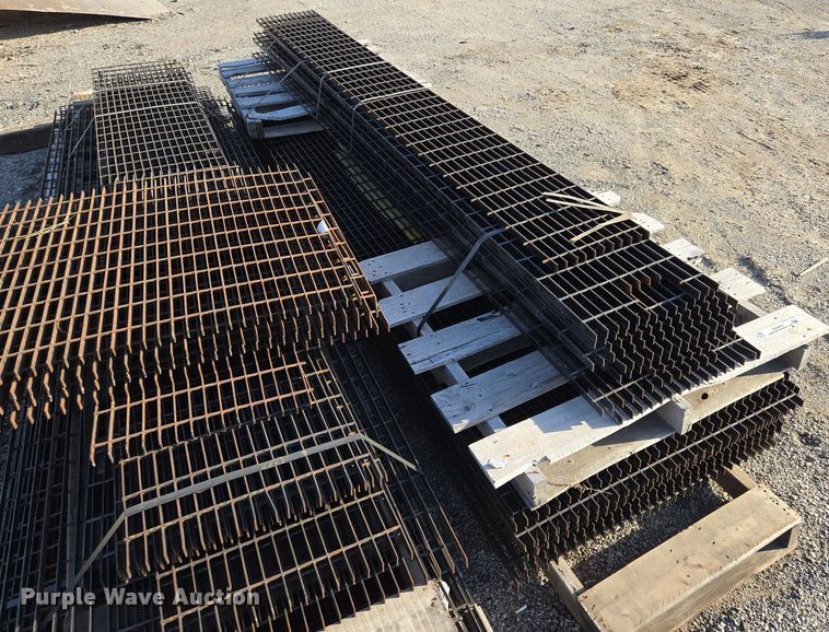 image for item EQ6823  (22) bar grading sheets 