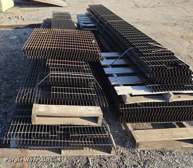 image for item EQ6824 (21) bar grating sheets