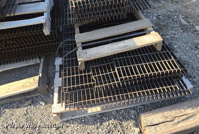 image for item EQ6824 (21) bar grating sheets