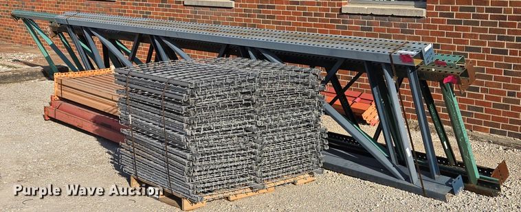 image for item EQ6827 Teardrop  pallet racking 