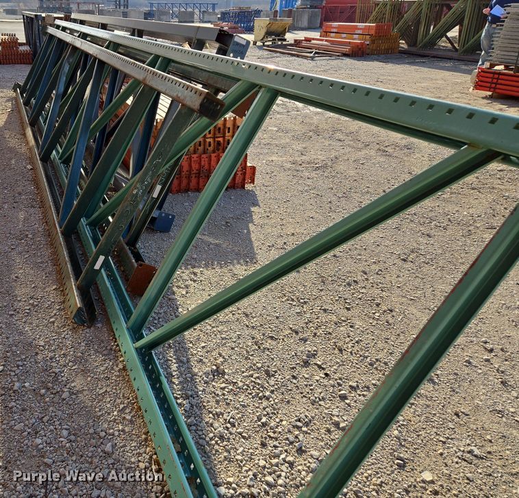 image for item EQ6827 Teardrop  pallet racking 