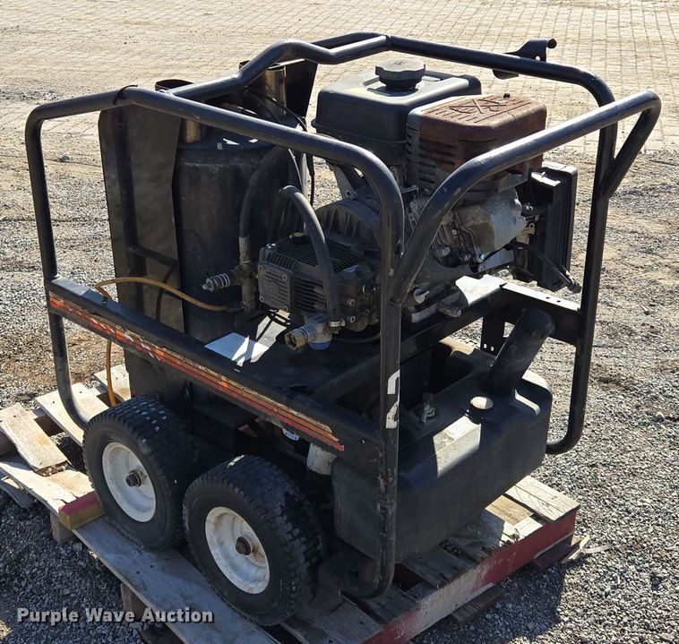 image for item EQ6841 Mi-T-M HSP-3504-3MGR pressure washer