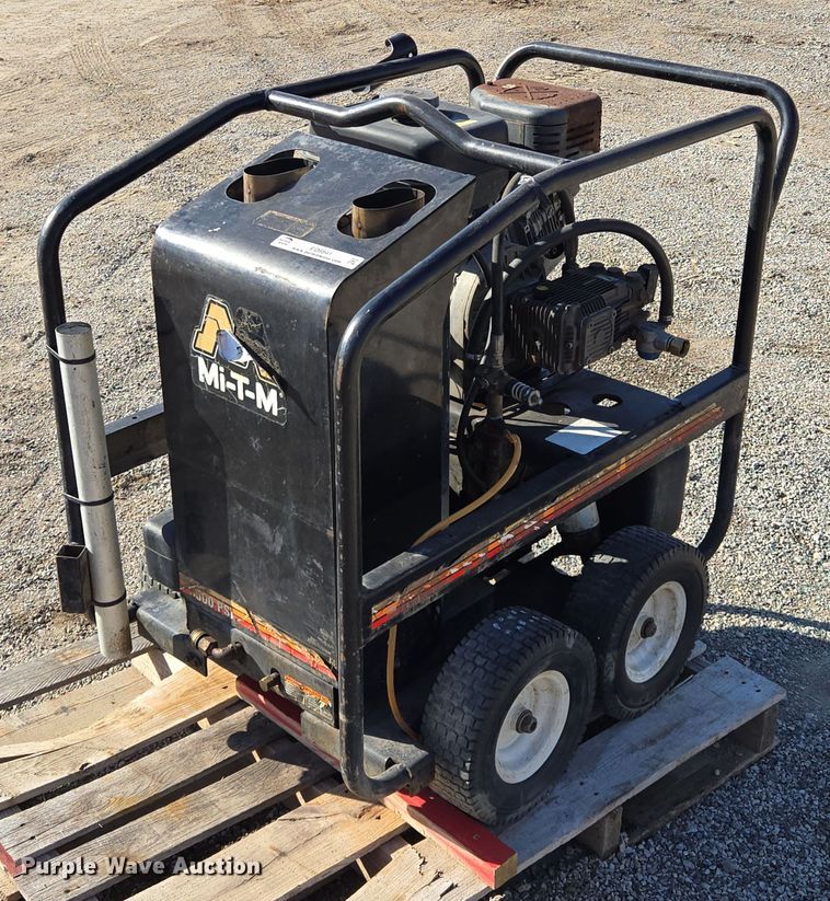 image for item EQ6841 Mi-T-M HSP-3504-3MGR pressure washer