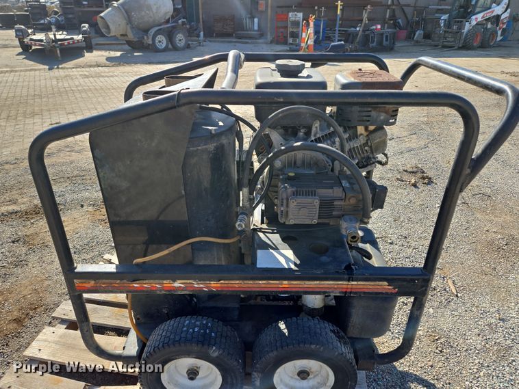 image for item EQ6841 Mi-T-M HSP-3504-3MGR pressure washer